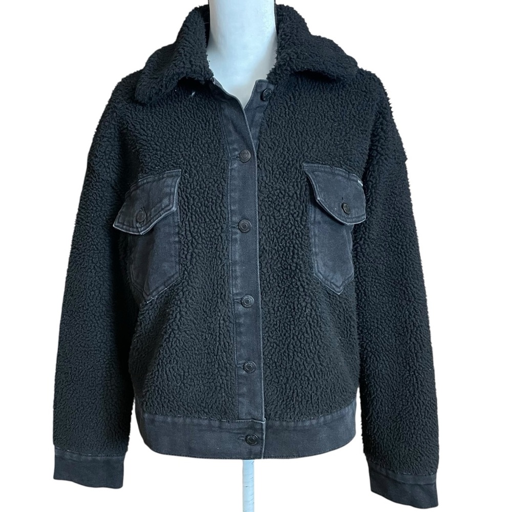 Calvin Klein denim & Sherpa trucker jacket large